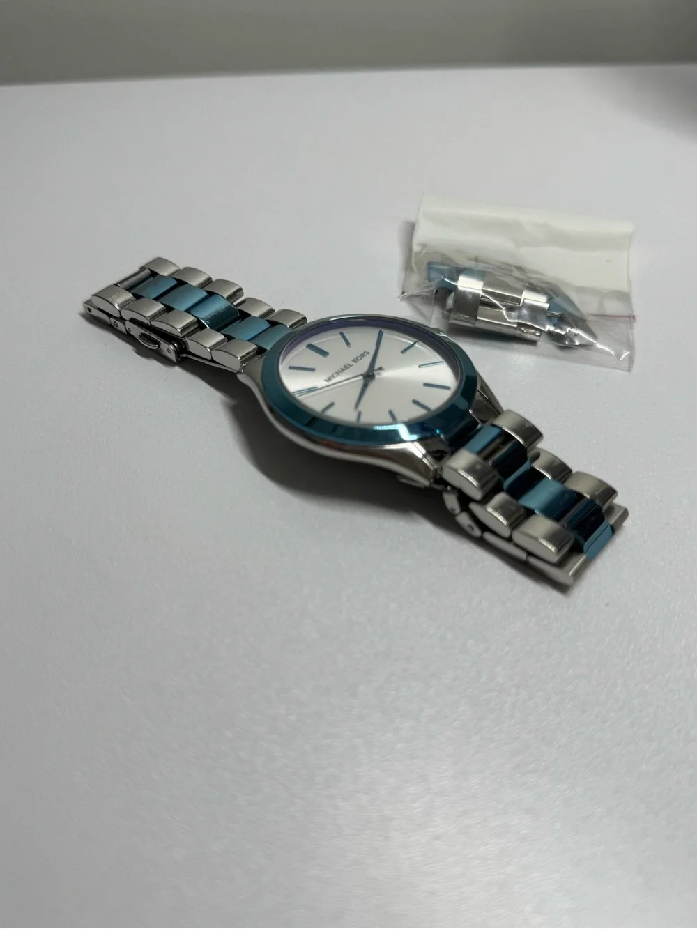 Michael Kors Silver-Tone with Blue strip Minimalist Watch - Picture 3 of 11